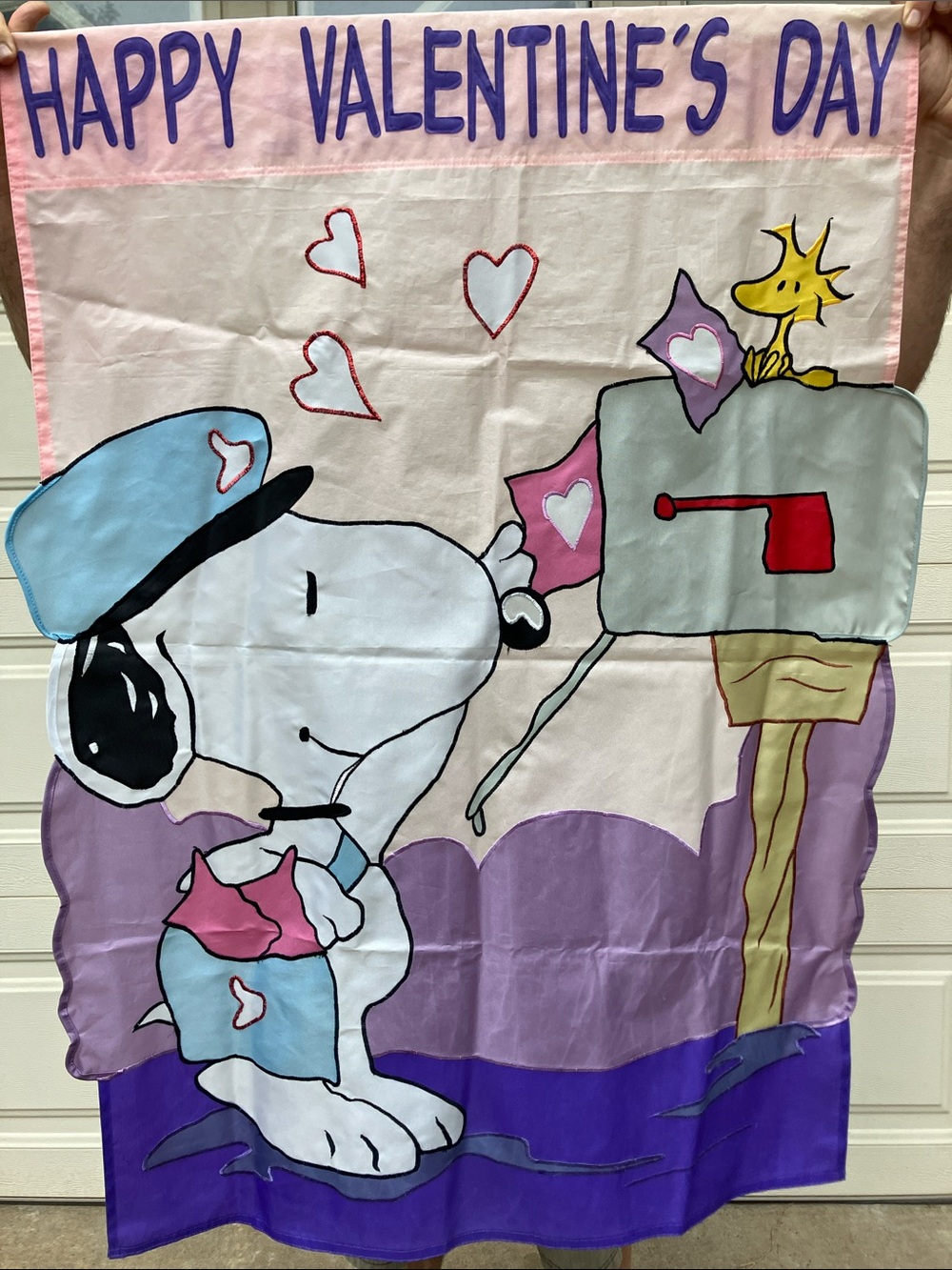 Large Peanuts Snoopy Valentine’s Day Sculptured Appliqué Flag - Lg (28" x 40")